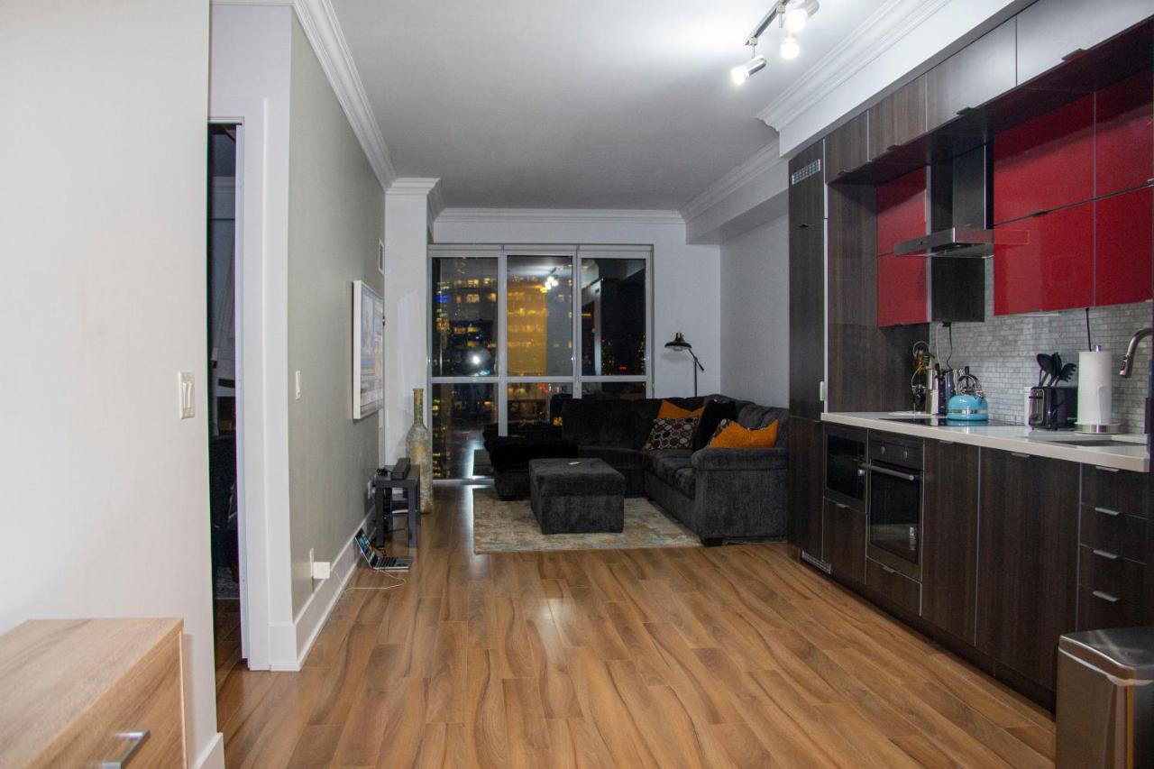 Downtown High-Rise Condo- Cn Tower View 多伦多 外观 照片